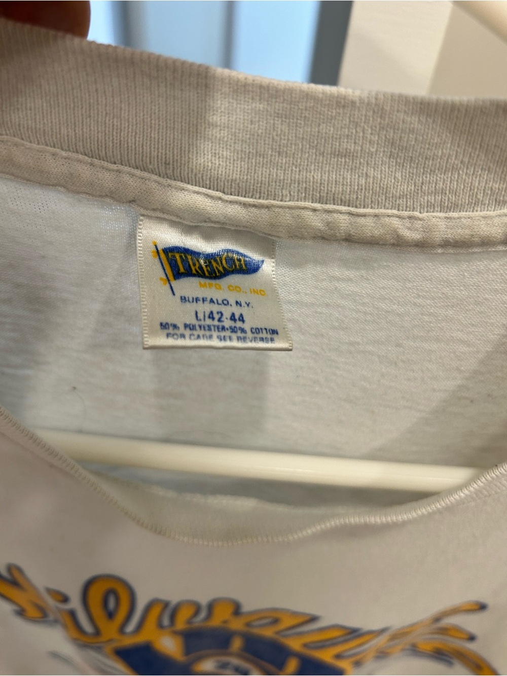 Vintage Milwaukee Brewers White Graphic Tee - Men's Short Sleeve Shirt - Picture 3 of 3